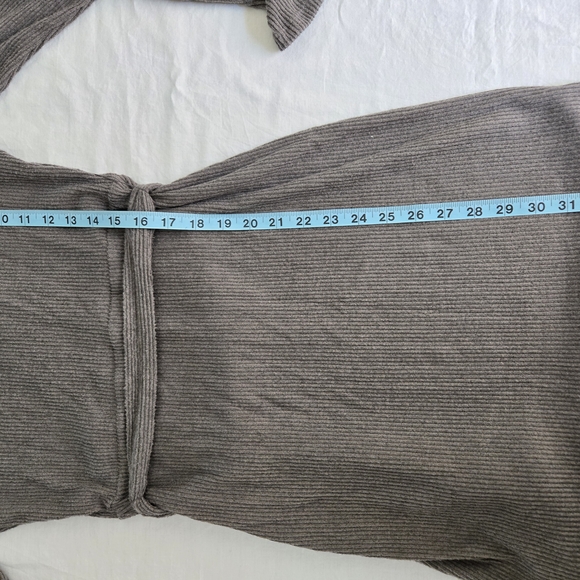 Mimi Chica Charcoal Ribbed Knit Top - Picture 9 of 10